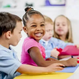 🧩 Educação Infantil BNCC - Toca de Materiais