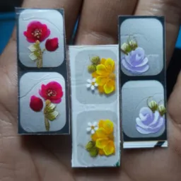 FORMOSA ADESIVOS DE UNHAS R$ 1,50