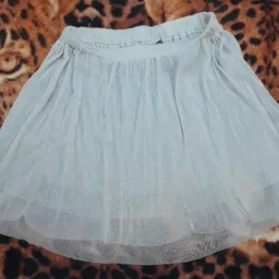 ROUPAS ATÉ 10 REAIS