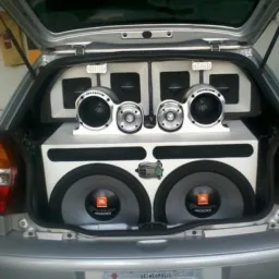 Rolo e venda de som automotivo e outros acessórios 🚘🔊