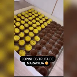 COPINHOS BOMBONS RECHEADOS