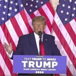 Latinos con TRUMP