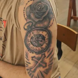 Tattoo e promoção 69