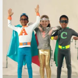 🥳Desapegos de fantasias infantis