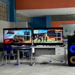 4v4 apostado normal ou tatico