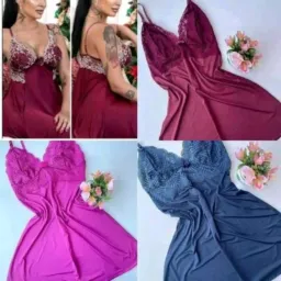 Silvia roupas de fábrica
