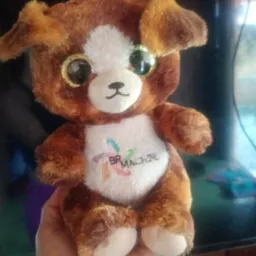 Vendo roupa de criança usanda 3 reais macaquinho 4