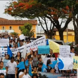 A VOZ DO POVO